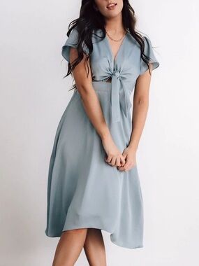 Tie-Front Midi Dress in Pale Blue